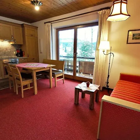 Ferienhaus Waldwinkl * Grainau